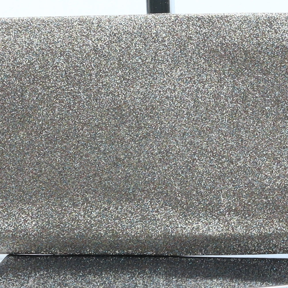 Preworn Womens Gold Polyester Clutch Size Small