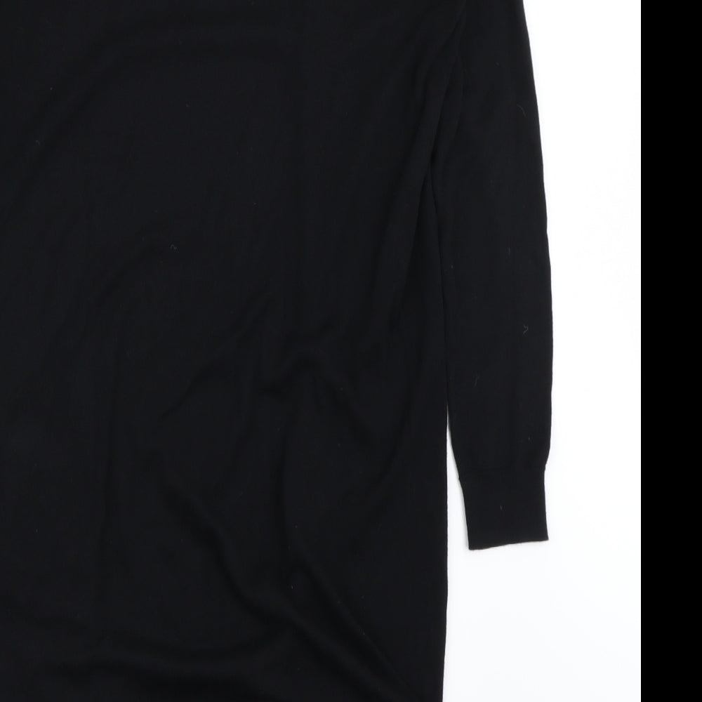 Brand and care label for Old Navy women’s black cardigan jumper, size S