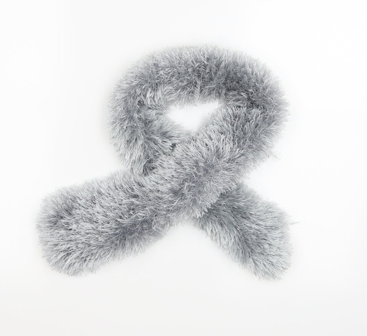 Front view of Preworn women’s silver knit scarf