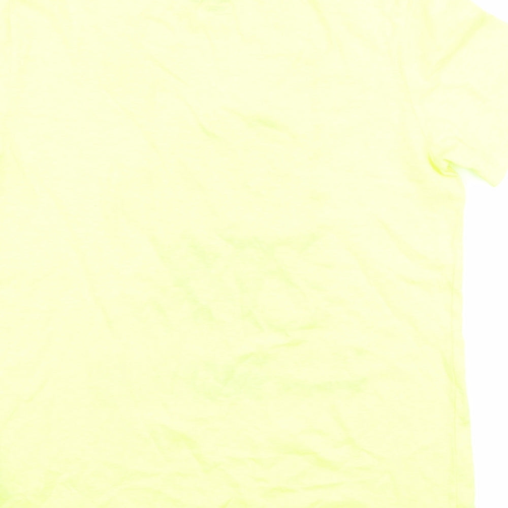 Brand and care label for Gap boys’ yellow basic t-shirt, size 8, years - graphic neon