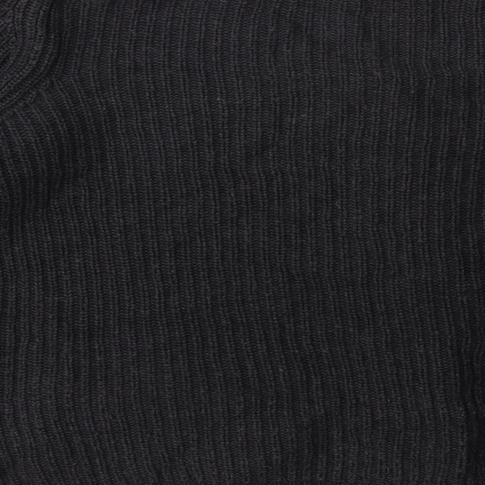 Brand and care label for Gap women’s grey knit cardigan jumper, size M