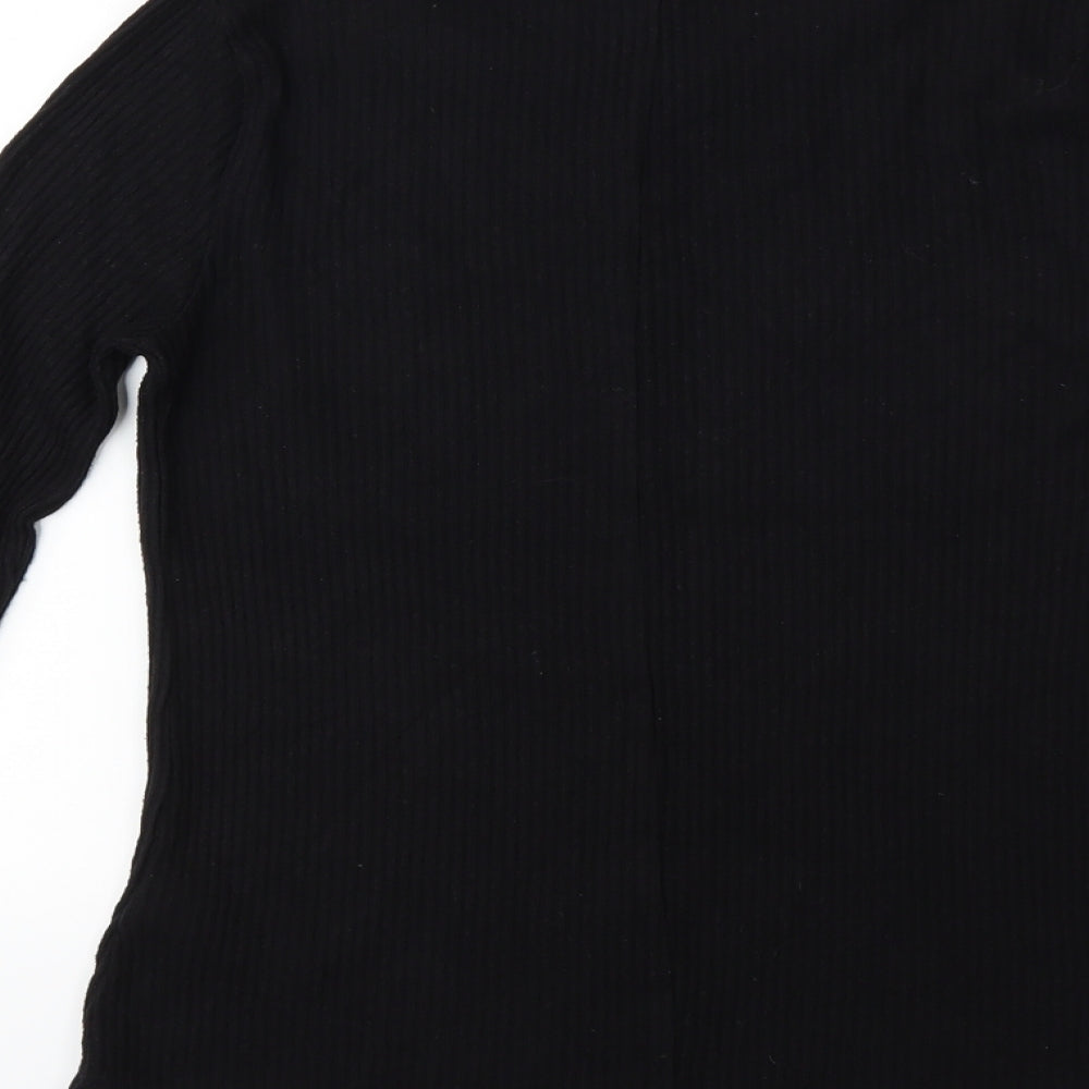Brand and care label for Old Navy men’s black jumper, size XS