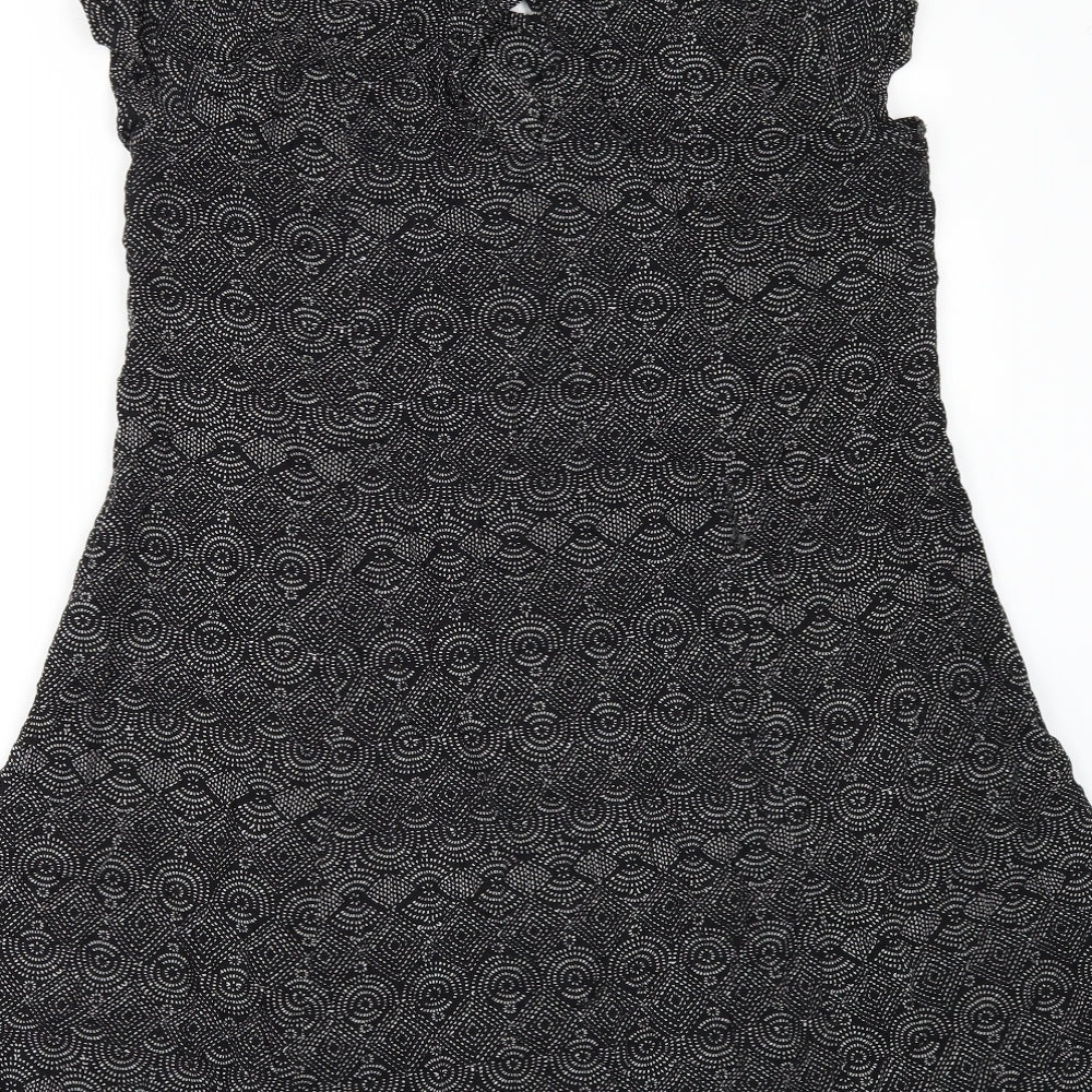 Brand and care label for H&M women’s black geometric a-line, size UK 8