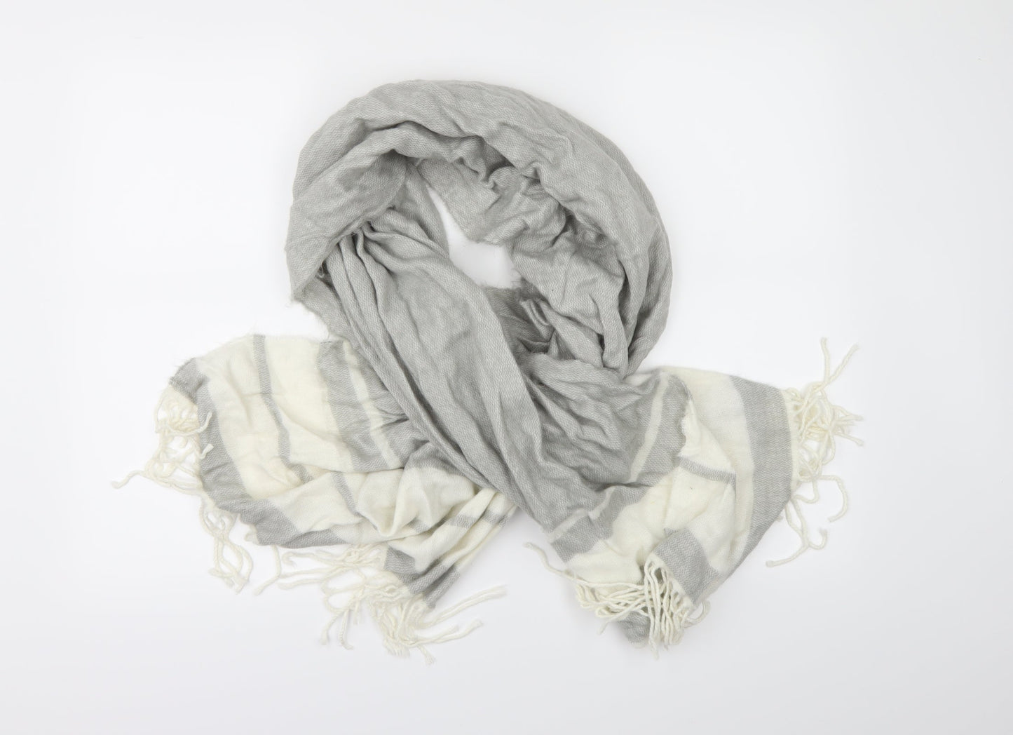 Preworn Womens Grey Scarf