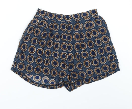 Additional front view of H&M women’s blue paperbag shorts, size UK 8