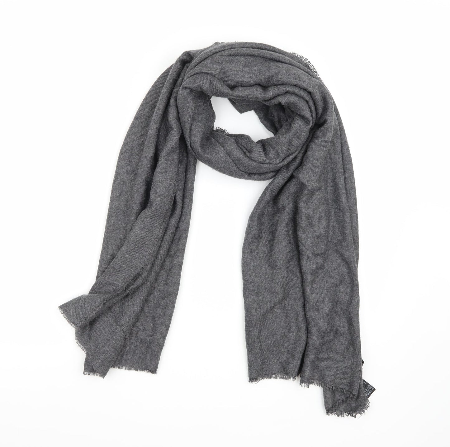 Preworn Womens Grey Knit Scarf