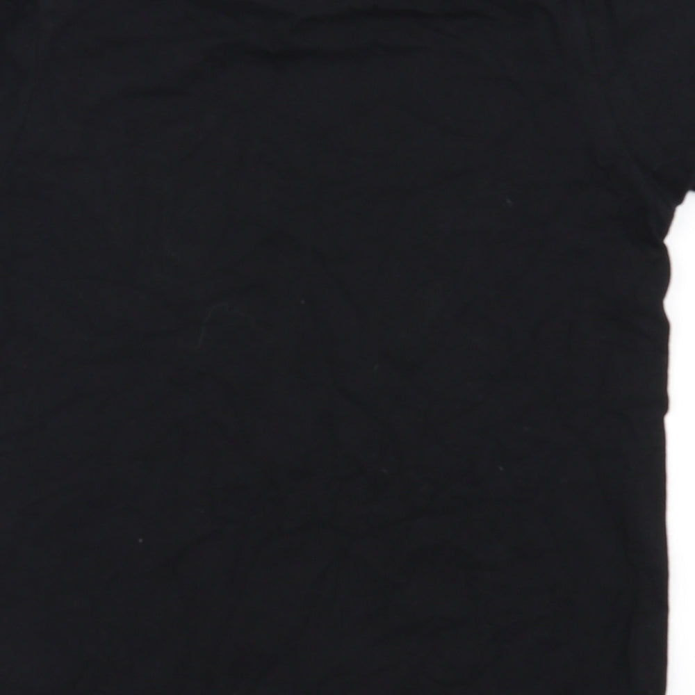 Brand and care label for Preworn boys’ black basic t-shirt, size 9, years