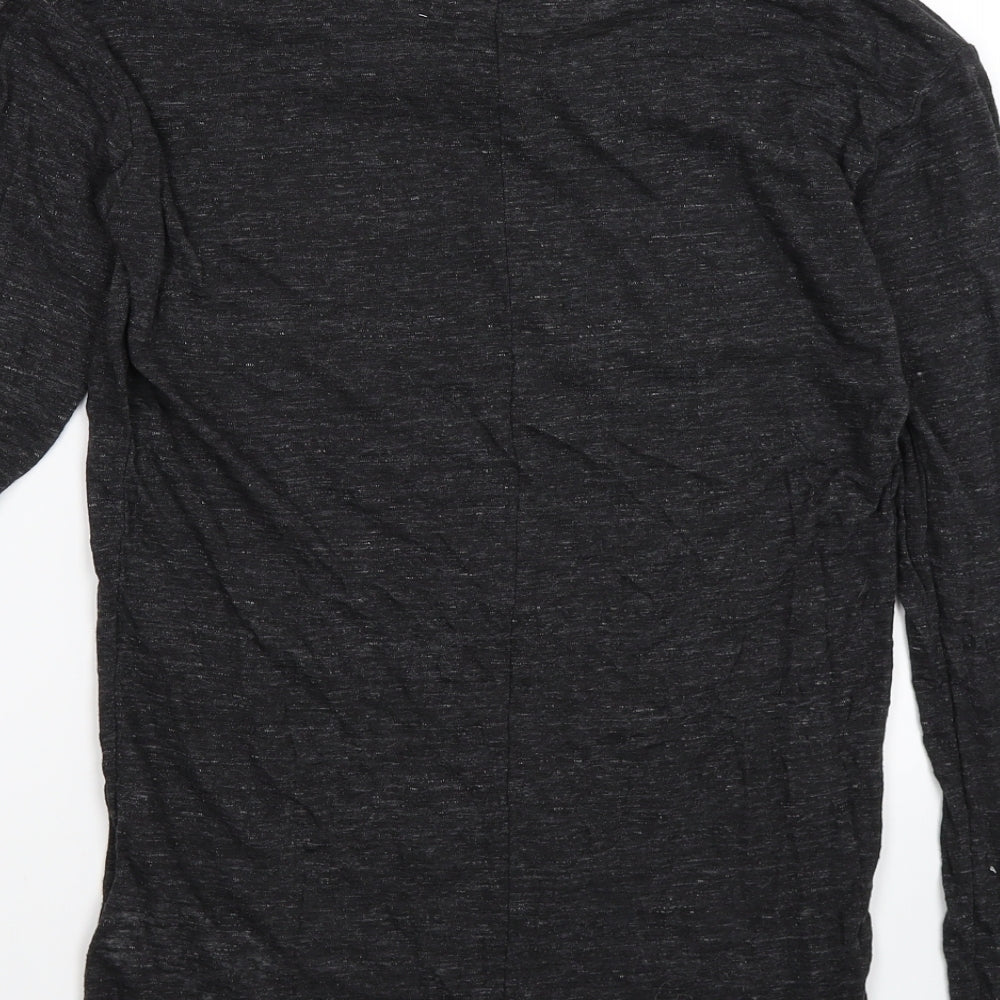 Brand and care label for Gap women’s grey knit jumper, size M