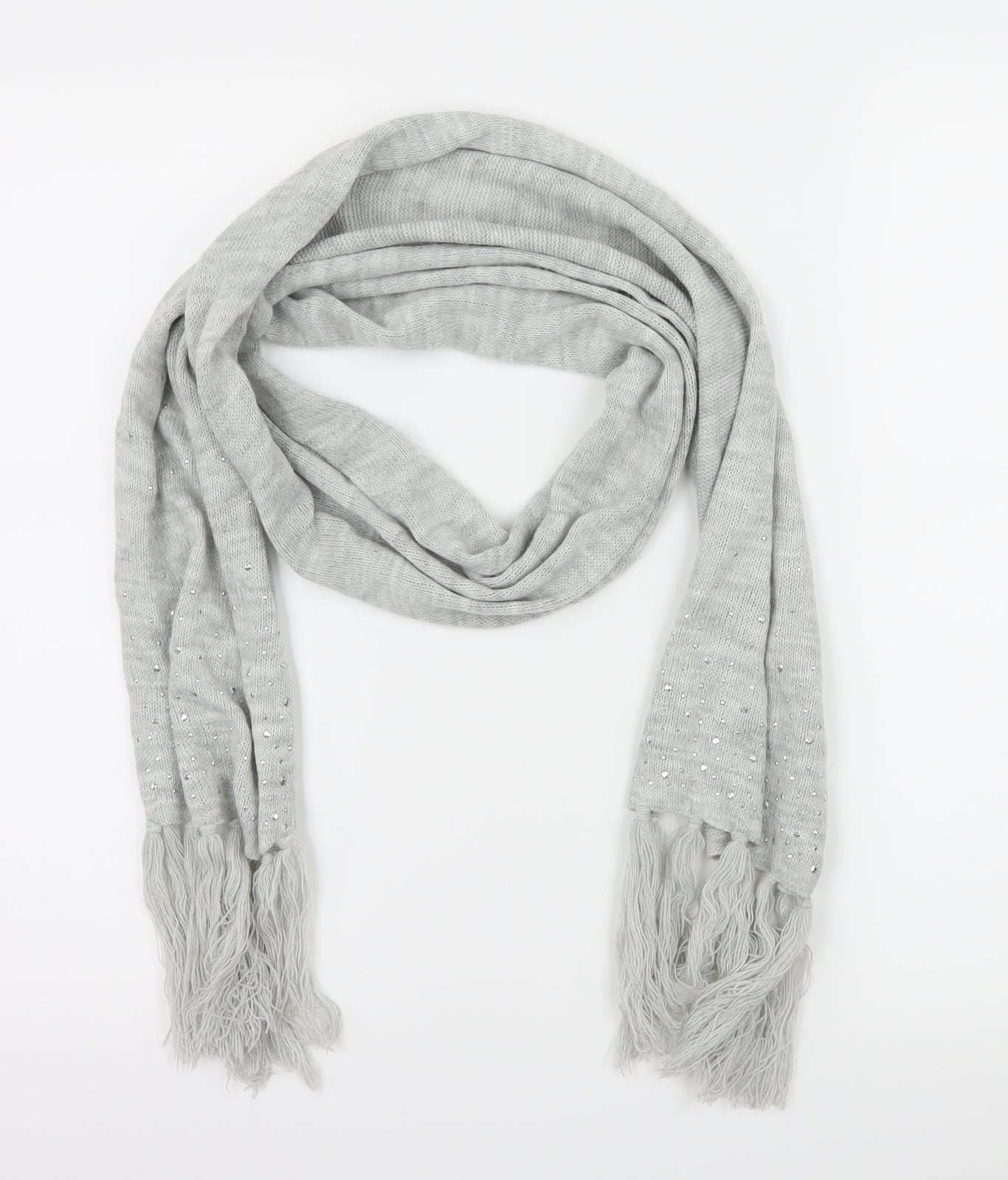 Front view of M&Co women’s grey knit scarf