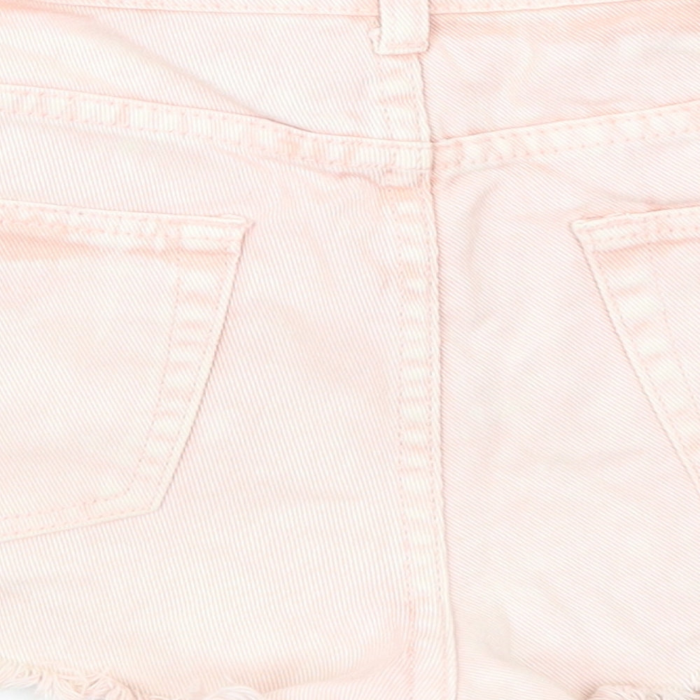 Brand and care label for Forever 21 women’s pink denim hot pants shorts, size UK 30, in - distressed
