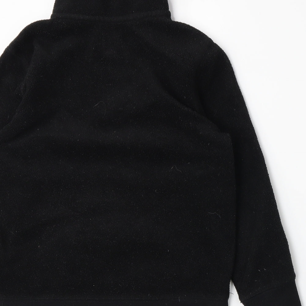 Brand and care label for Gap boys’ black fleece jacket, size S