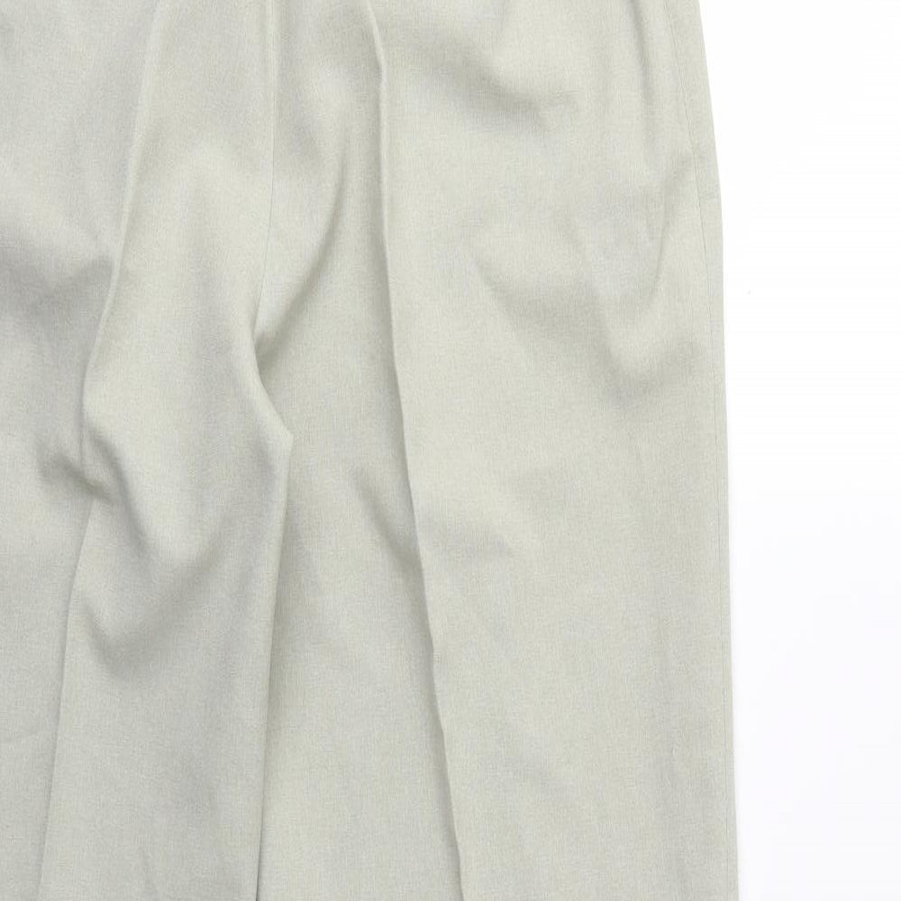 Brand and care label for Berkertex women’s green trousers, size UK 16, 28-inch leg