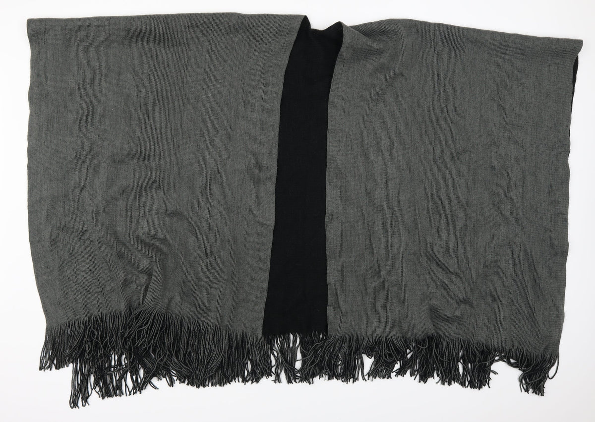 Additional front view of Preworn women’s grey shawl/wrap