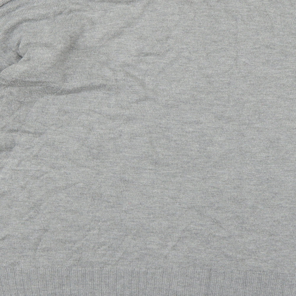 Brand and care label for Gap women’s grey knit jumper, size L