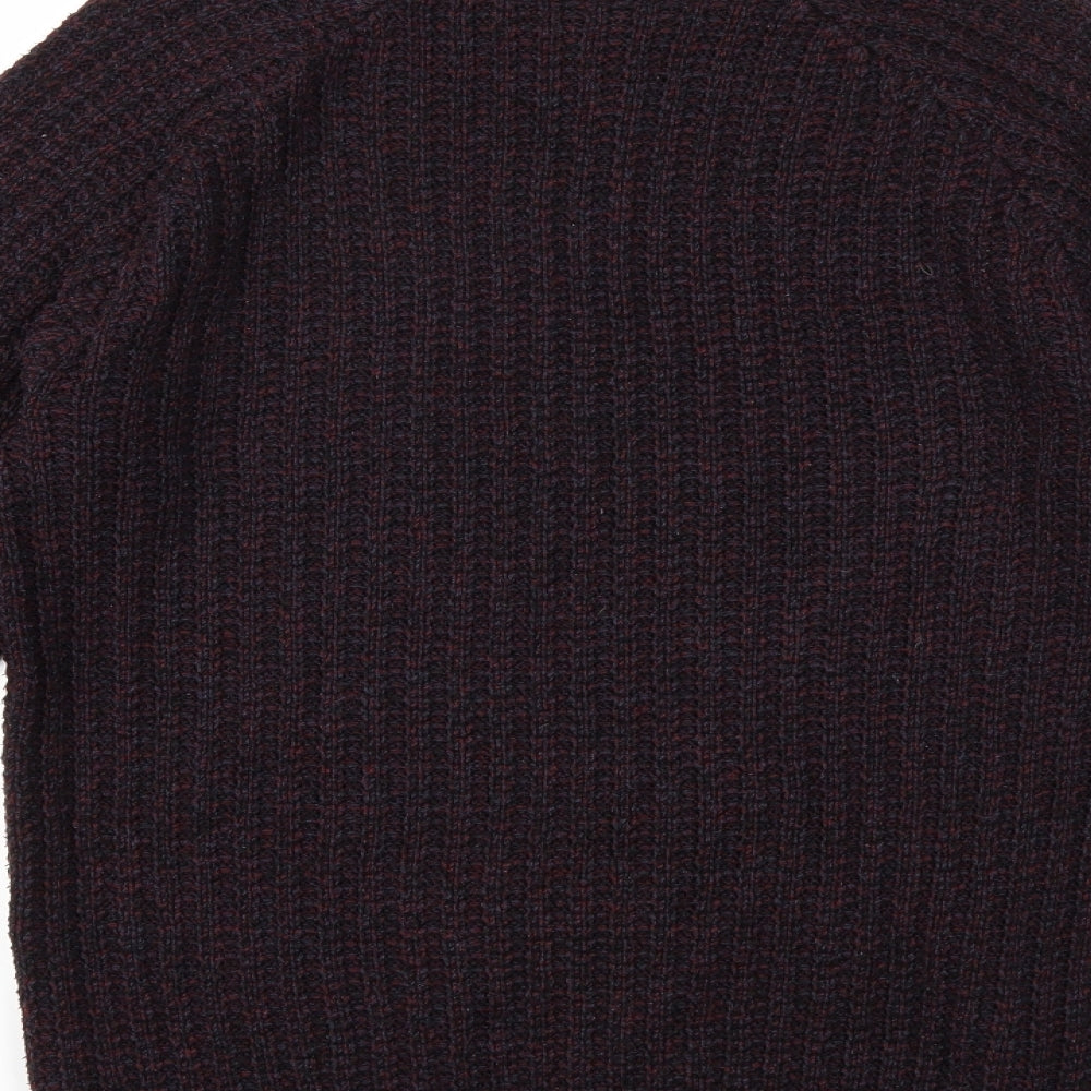 Brand and care label for Cedarwood State men’s red knit jumper, size M