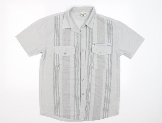 Additional front view of GREEN-g men’s grey check button-up, size L