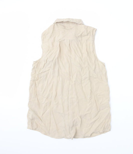 Gap Womens Beige Basic Button-Up Size M