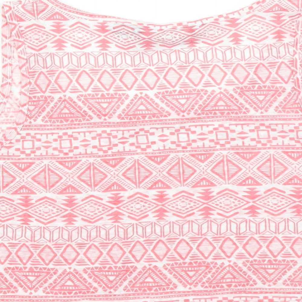 Brand and care label for New Look girls’ pink geometric cropped t-shirt, size 14-15, years