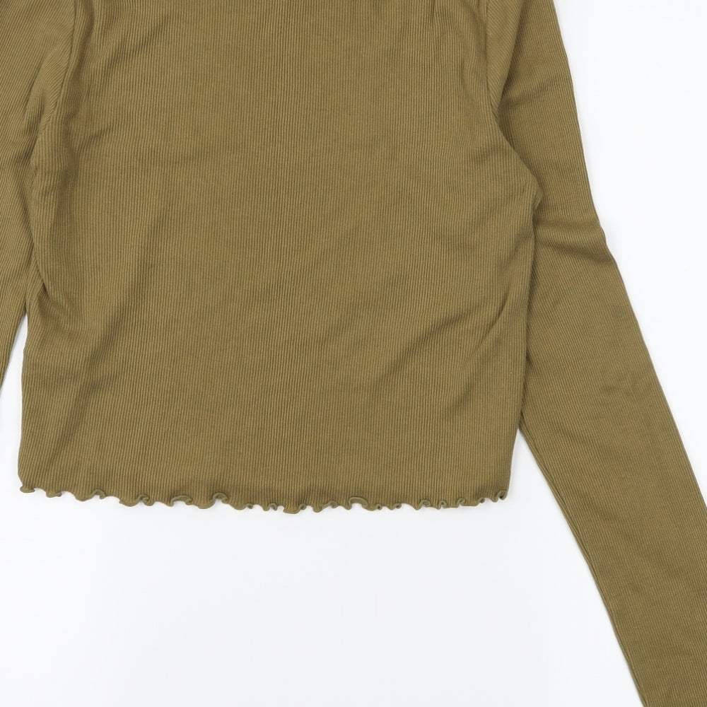 Brand and care label for Forever 21 women’s green jersey basic t-shirt, size L