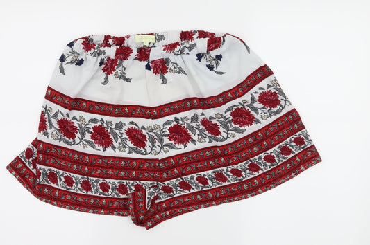 Additional front view of Love & Other things women’s white floral hot pants shorts, size L