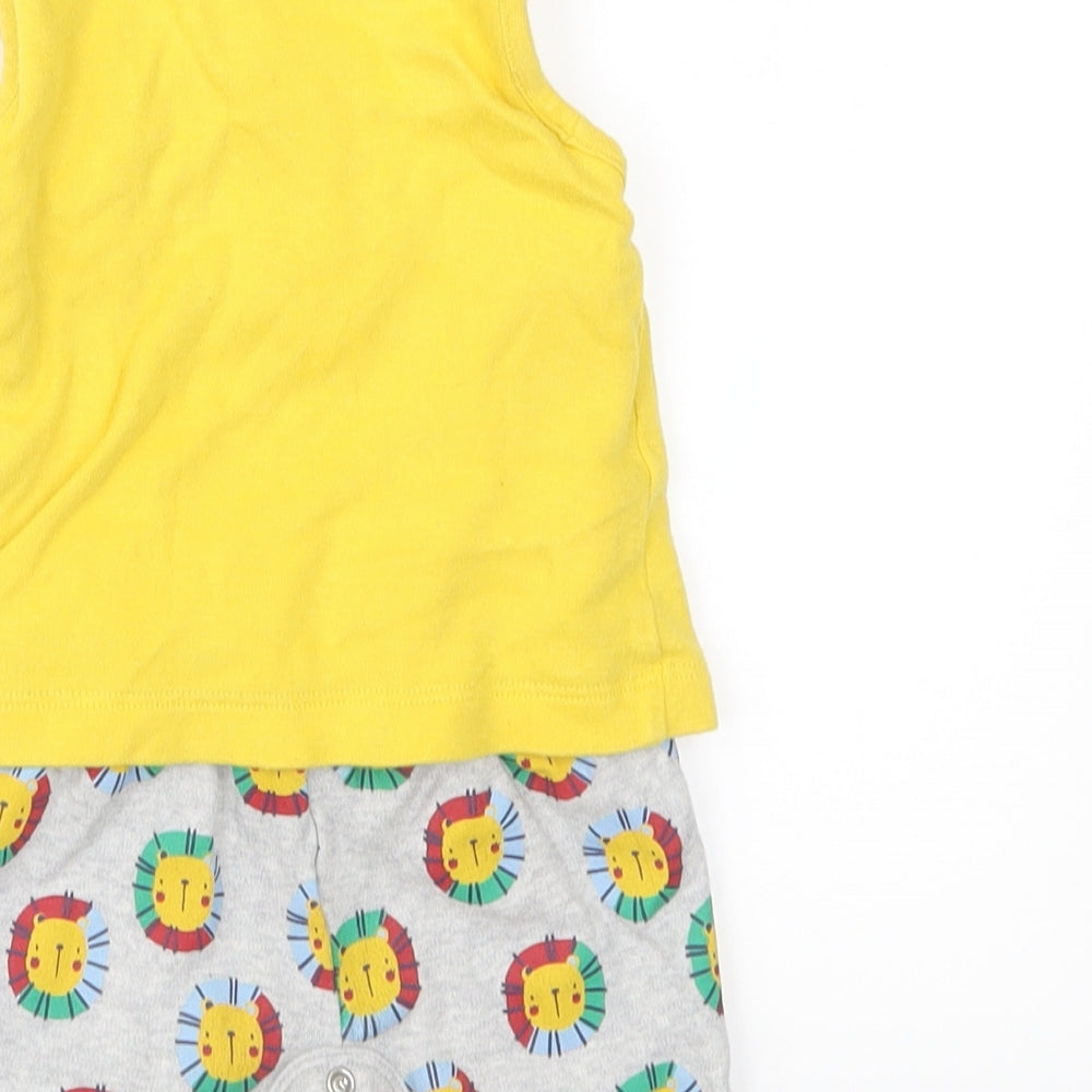 Brand and care label for Mini Club Baby Yellow Jersey Romper One-Piece, size 6-9, Months - Lion