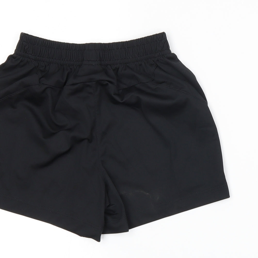 Umbro Boys Black Sweat Shorts Size 6-7 Years - Manchester City Football Club