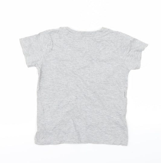 Preworn Boys Grey Basic T-Shirt Size 4-5 Years