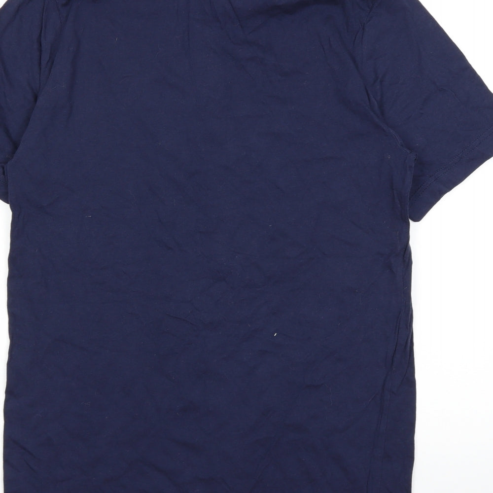 Brand and care label for TG men’s blue t-shirt, size M