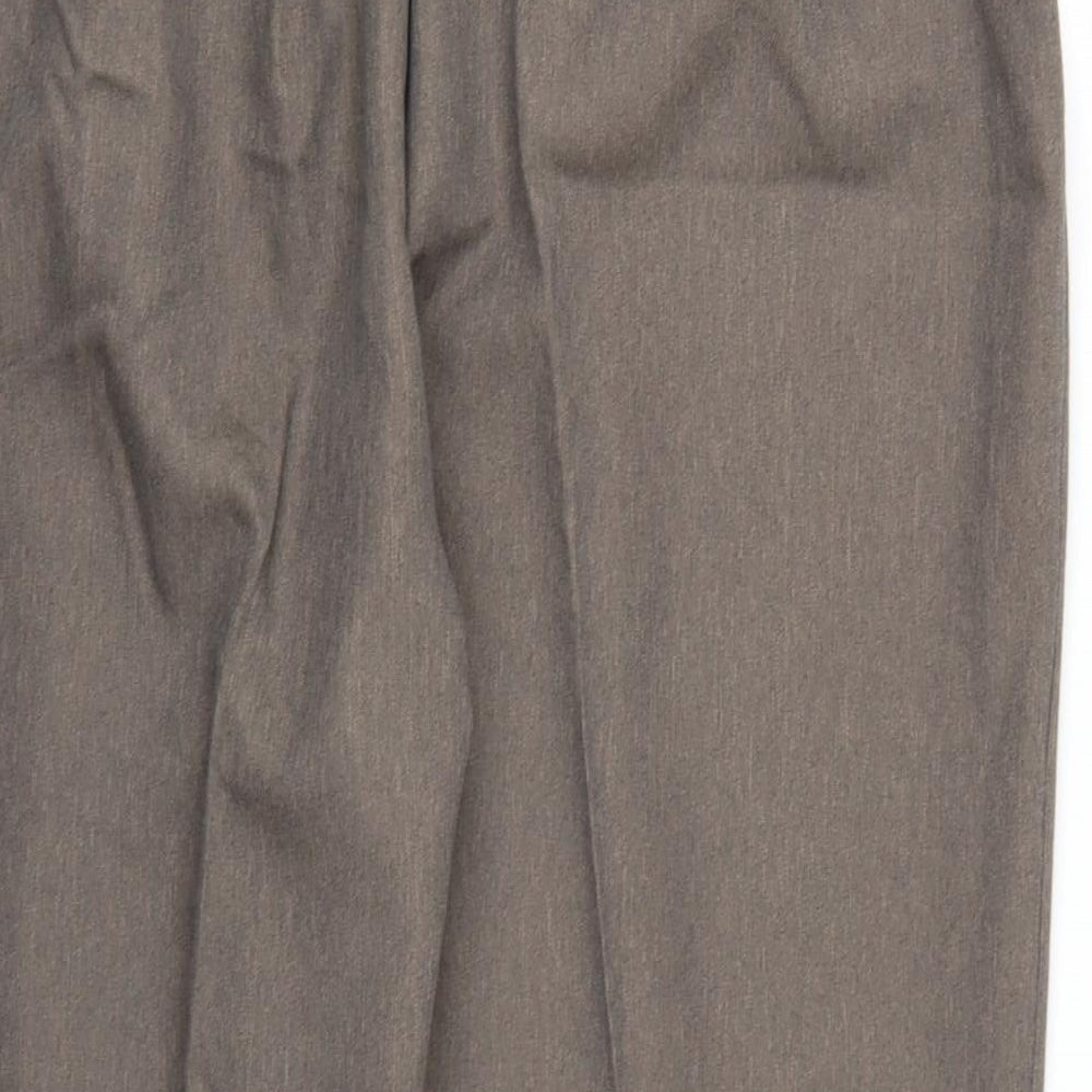 Brand and care label for Berkertex women’s brown rayon trousers, size UK 20, 24-inch leg