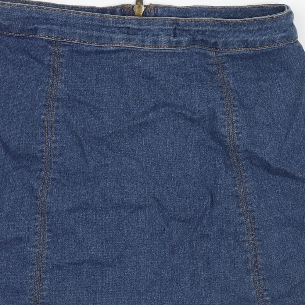 Brand and care label for Forever 21 women’s blue denim straight & pencil skirt, size M