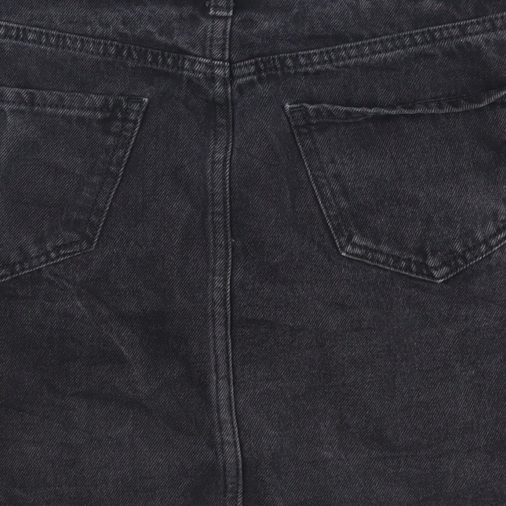 Brand and care label for New Look women’s grey denim a-line skirt, size UK 6