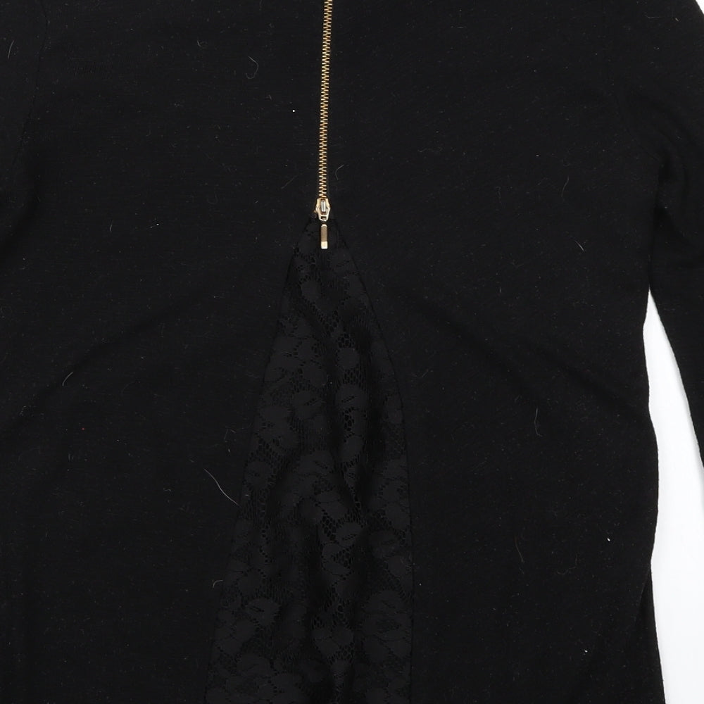 Brand and care label for Dorothy Perkins women’s black basic t-shirt, size UK 10