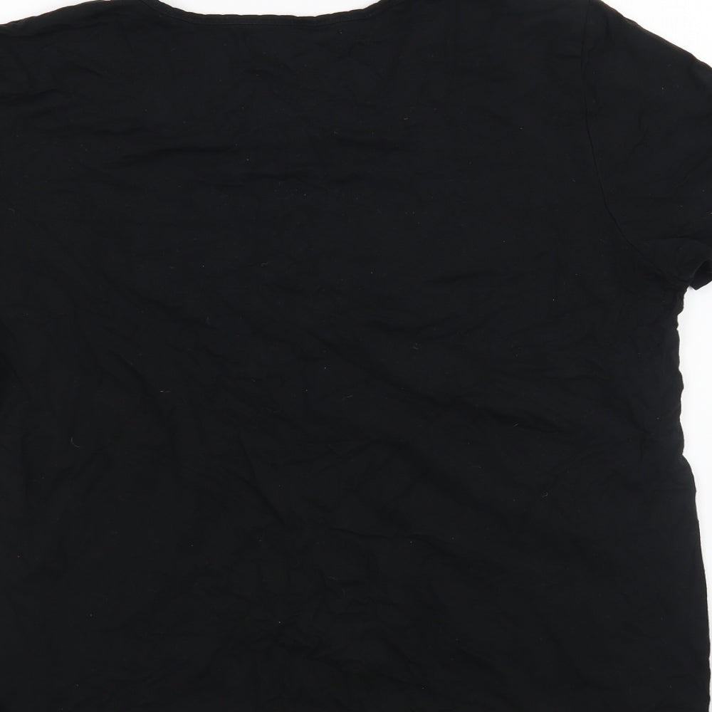 Brand and care label for Lindon women’s black basic t-shirt, size 2XL