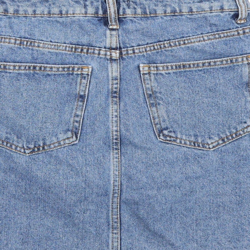 Brand and care label for Denim & Co. women’s blue a-line skirt, size UK 8
