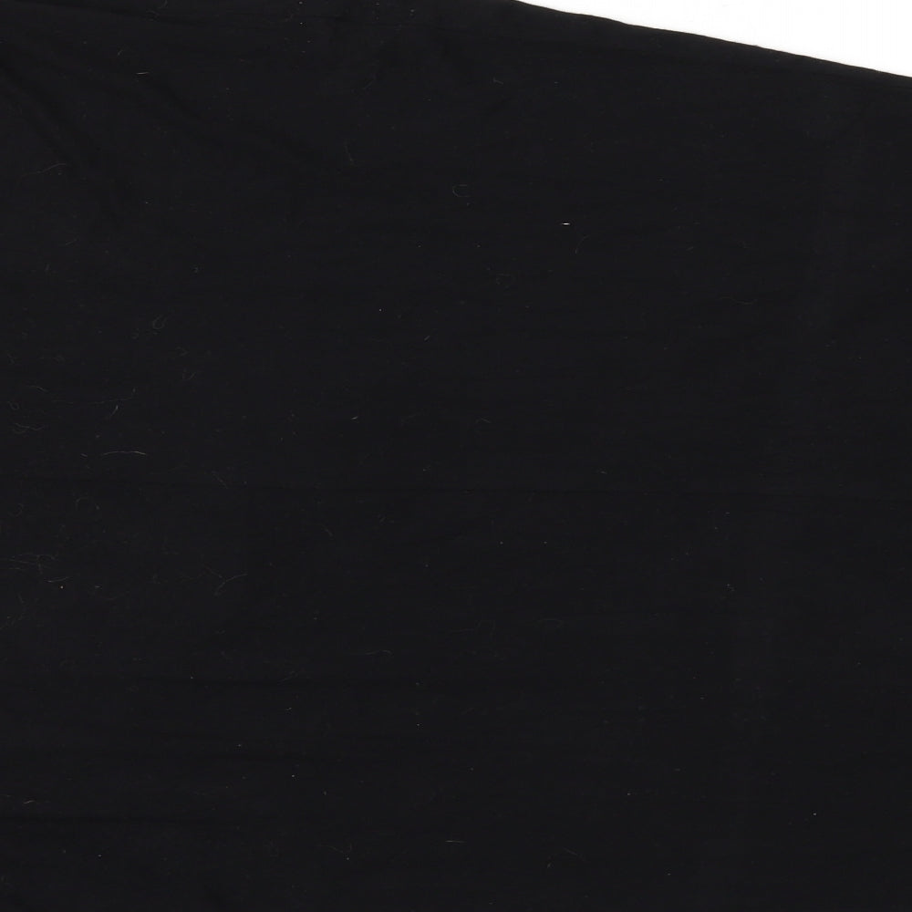 Brand and care label for cameo r women’s black basic t-shirt, size S