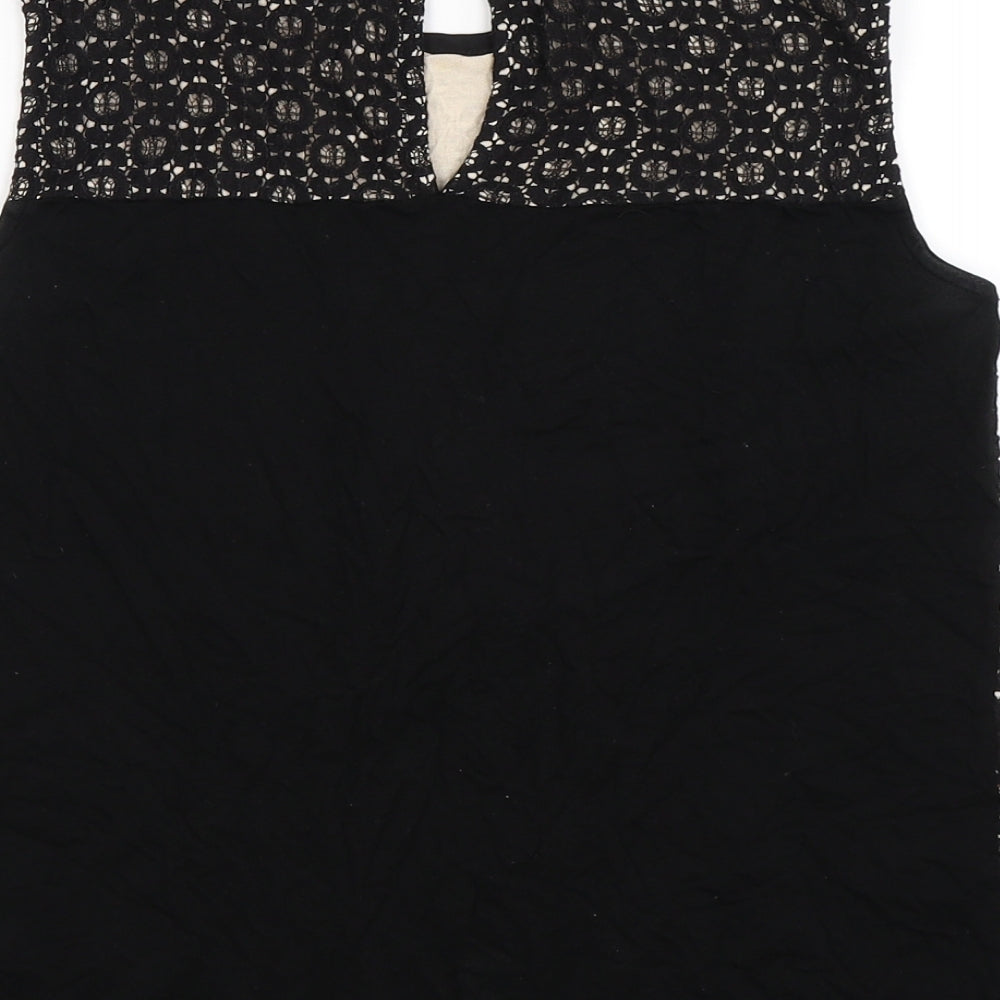 Brand and care label for Oasis women’s black floral basic t-shirt, size S