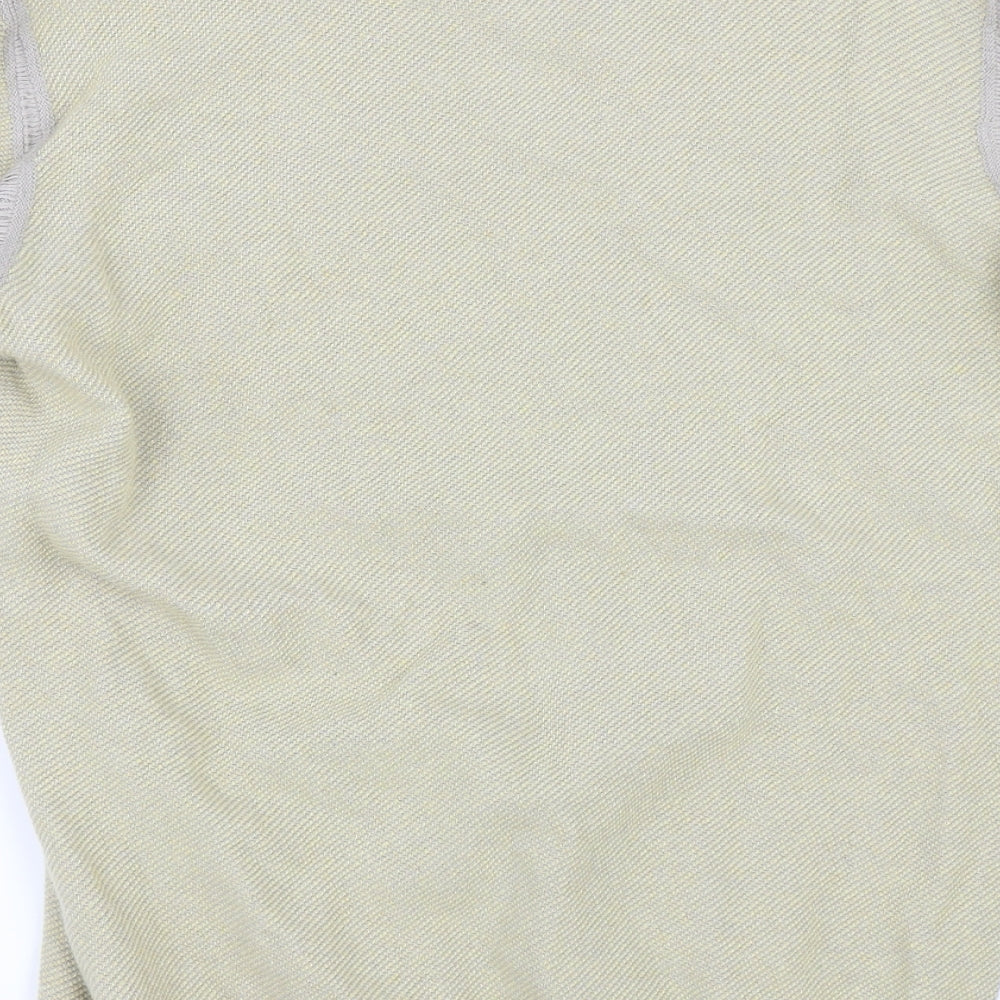 Brand and care label for Freesoul men’s yellow pullover sweatshirt, size L
