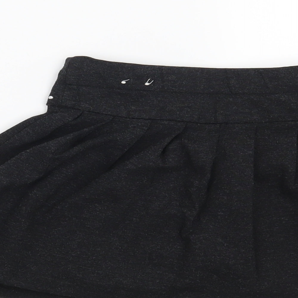 Brand and care label for Mayoral Girl girls’ grey pettiskirt skirt, size 7, years