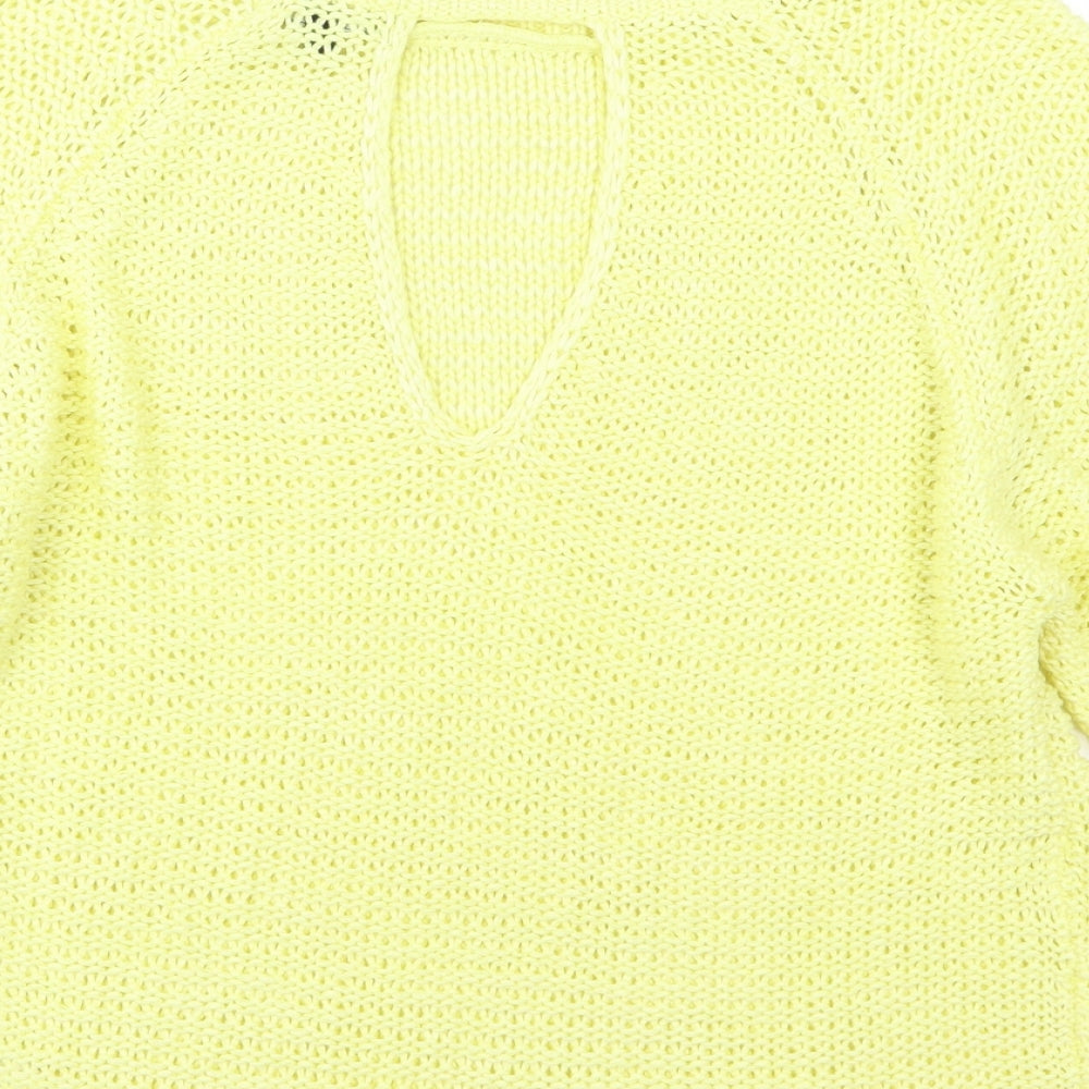 Brand and care label for New Look women’s yellow knit jumper, size L