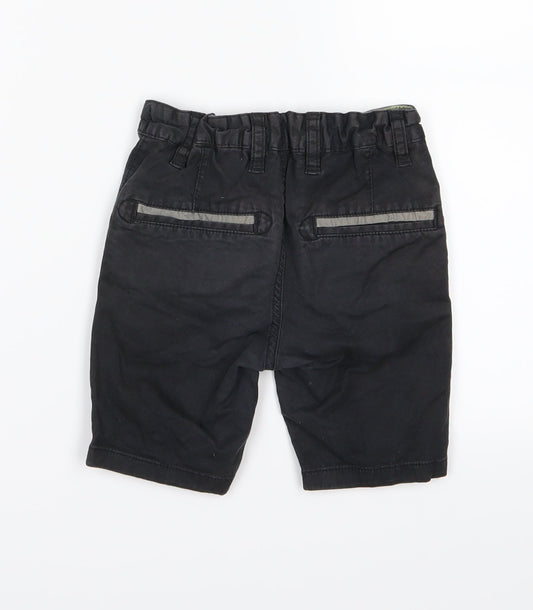 Very Boys Black Chino Shorts Size 5 Years