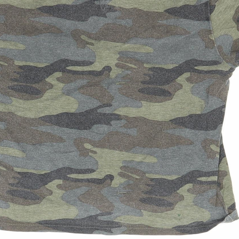 Primark Boys Green Camouflage Basic T-Shirt Size 5-6 Years
