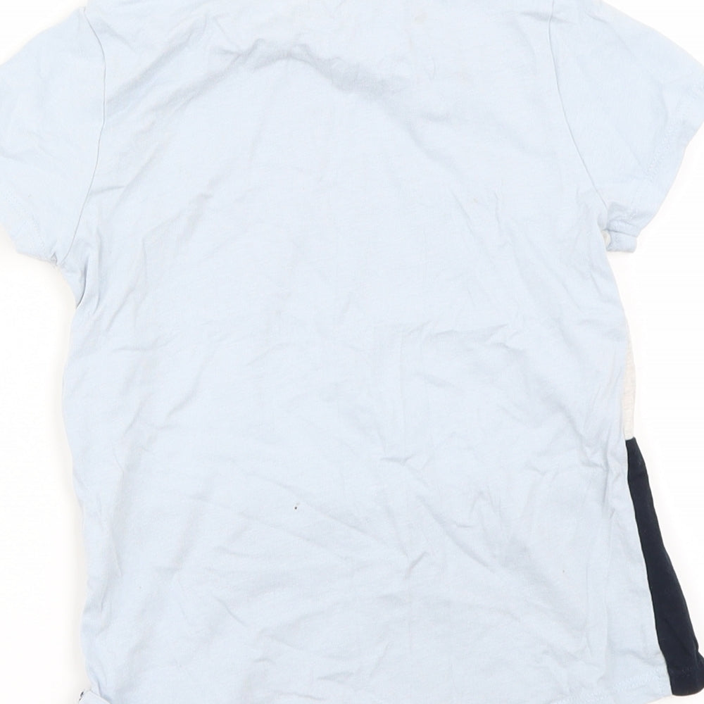 Brand and care label for Primark boys’ blue basic t-shirt, size 3-4, years