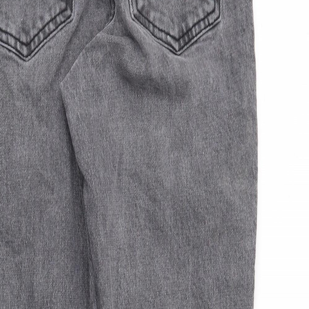 Brand and care label for women’s green houndstooth straight jeans, size UK 26, in, 30-inch leg