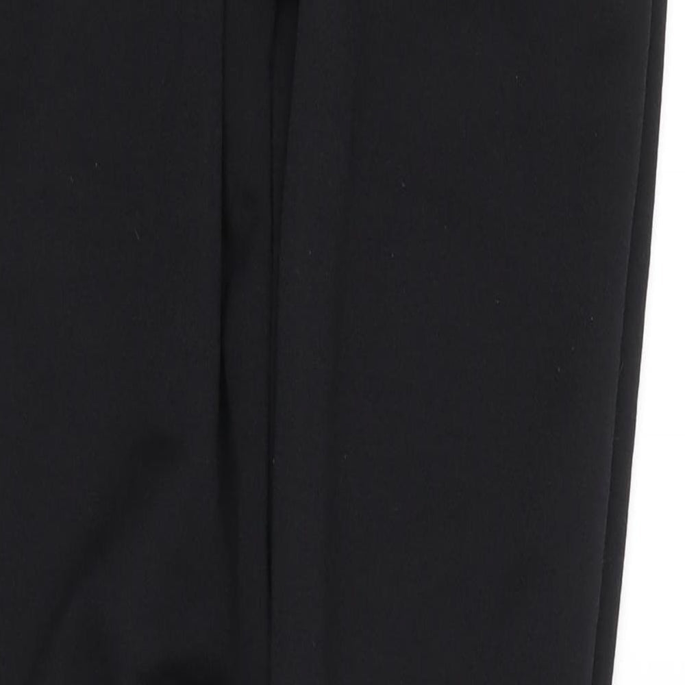 Brand and care label for Boohoo women’s black sweatpants, size UK 10