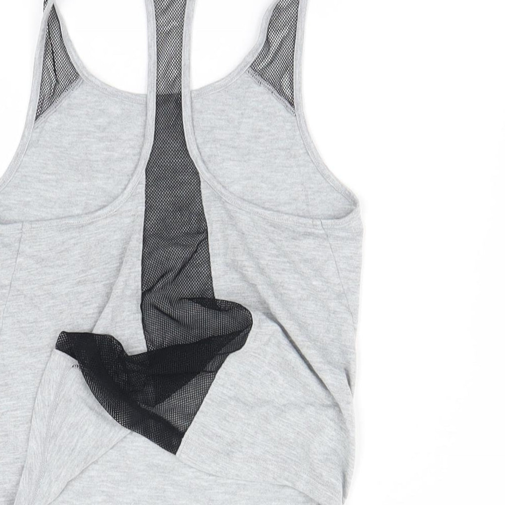 Brand and care label for Bloch girls’ grey basic tank, size 8-9, years