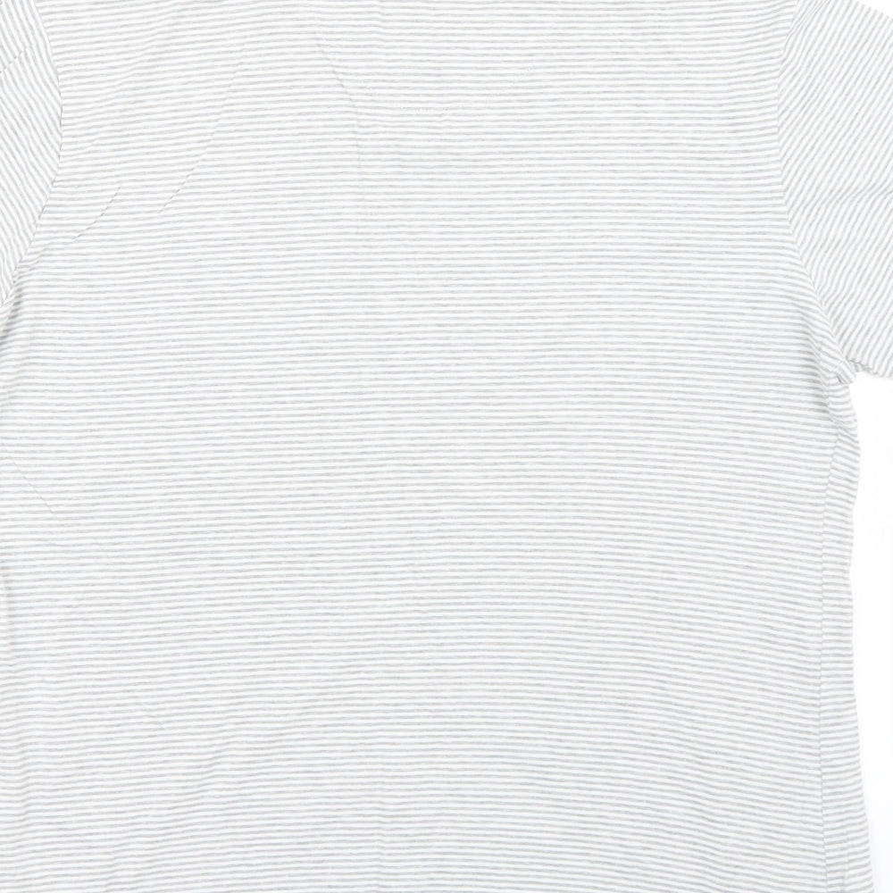 Brand and care label for Marks & Spencer men’s grey t-shirt, size S