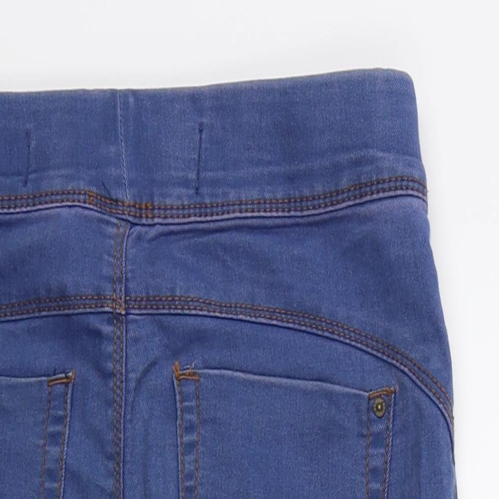 Brand and care label for Denim & Co. women’s blue denim skinny jeans, size UK 26, 28-inch leg