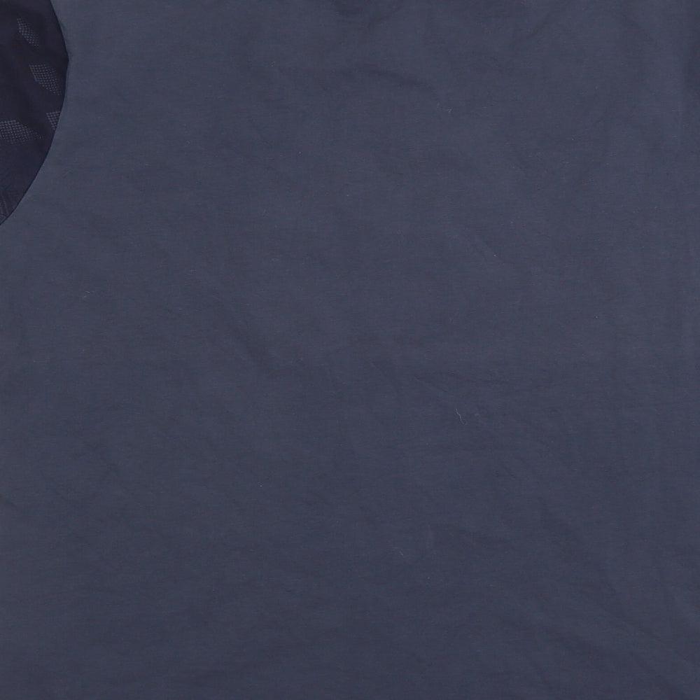Brand and care label for wirrus men’s blue t-shirt, size L