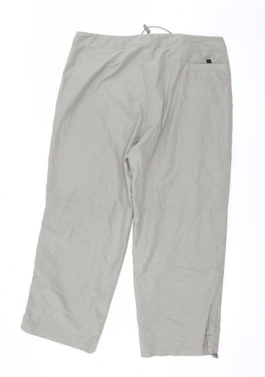 Madonna Womens Green Cropped Trousers Size XL L25 in