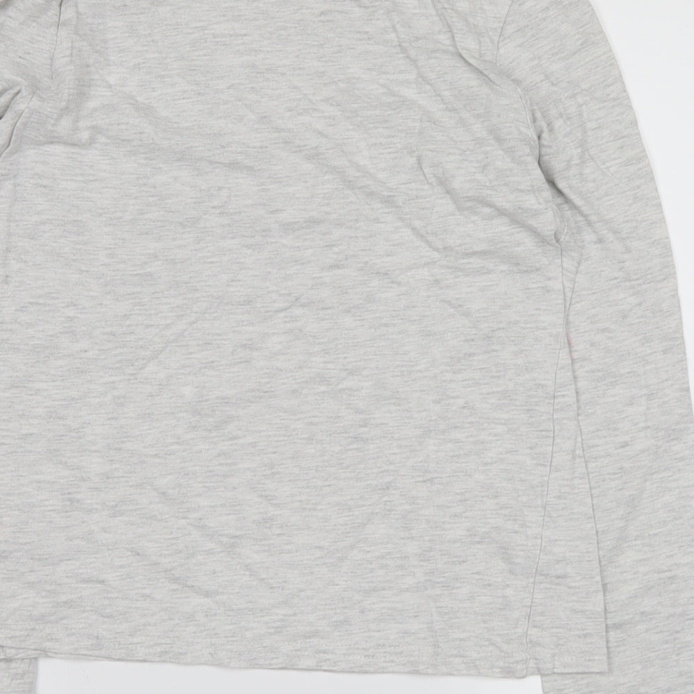 Brand and care label for YD girls’ grey top pyjama top, size 10-11, years - limited edition paris